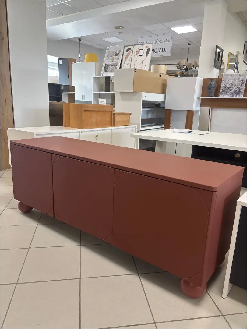 TV staliukas SI1777 - €150 100-200, __label:Pristatymas 1-2 d.d., color-raudona, color-ruda, material-mdf €100 to €200