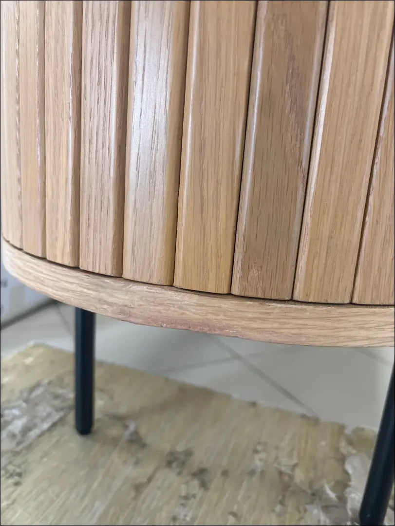 TV staliukas SI2311 - €360 Save 20% __label:Pristatymas 1-2 d.d., color-ruda, material-mdf, notouch20, over-200 Virš