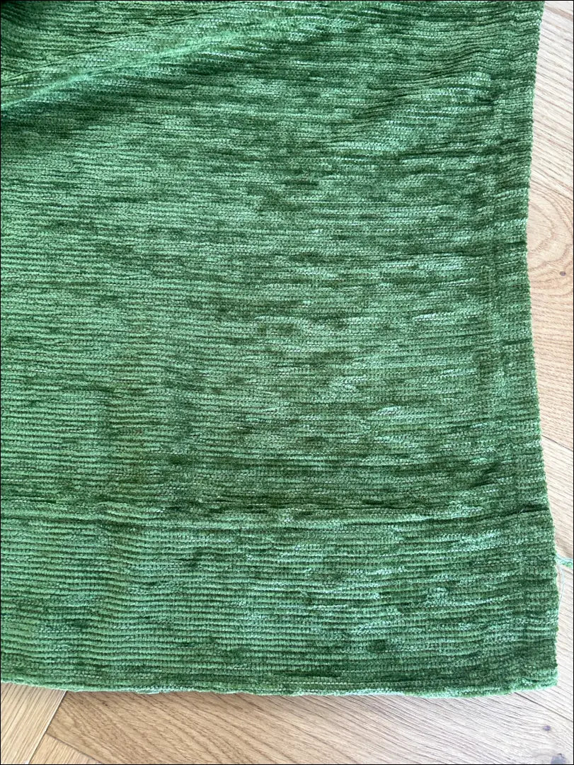 Užuolaida DI12079 - €25 Save 50% __label:Pristatymas 1-2 d.d., color-zalia, material-akrilas, tekstile, under-25 to €50
