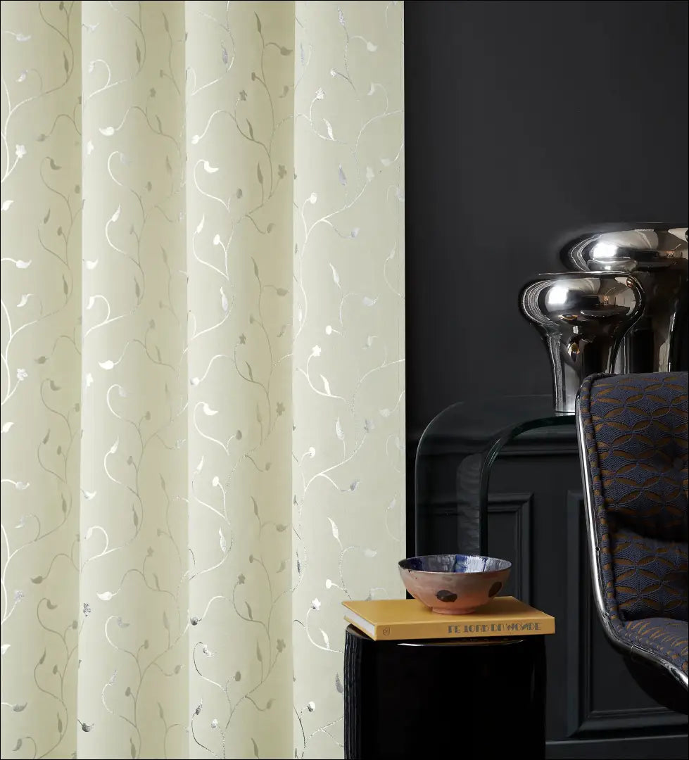 Užuolaidų komplektas (2vnt) DI12026 - €70 Save 50% 50-100, __label:Pristatymas 1-2 d.d., color-kremas, color-sidabrine,