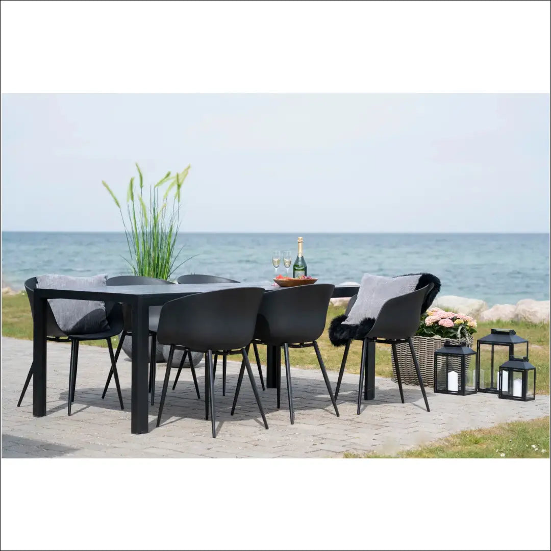 Valgomojo kėdė juoda su juodomis kojelėmis RD1047 - €87 Save 15% 50-100, __label:Pristatymas 5-14 d.d., Dining chairs,
