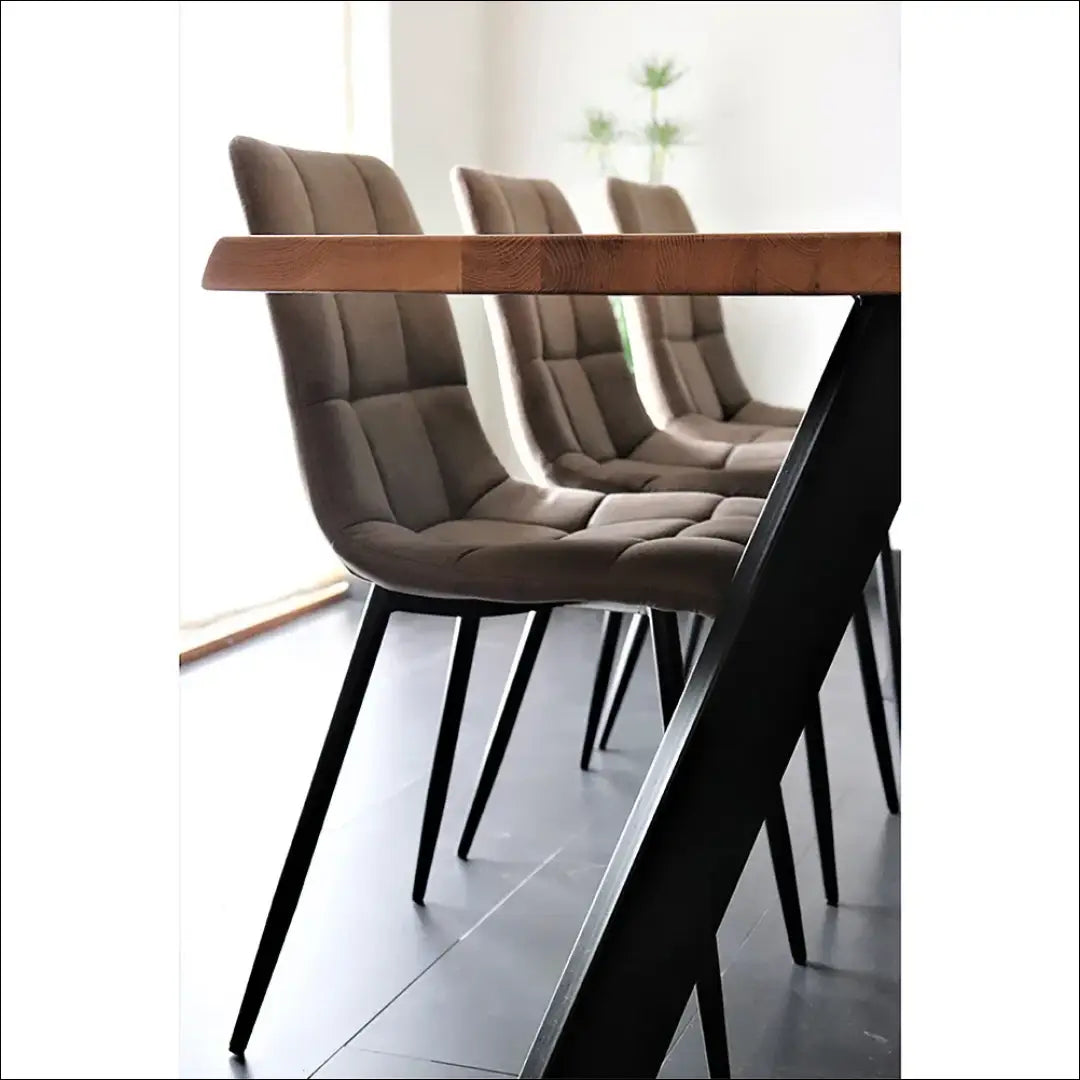 Valgomojo kėdė mikropluošto šviesiai ruda juodos kojelės RD025 - €87 Save 15% 50-100, __label:Pristatymas 5-14 d.d.,