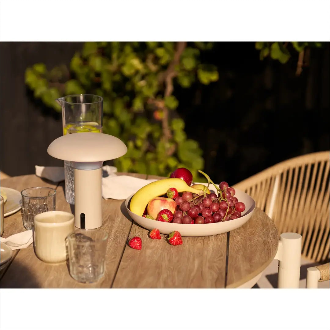 Valgomojo stalas aliuminis/ne mediena smėlio/natūralios spalvos ø90x74 cm RD1098 - €276 Save 15% __label:Pristatymas