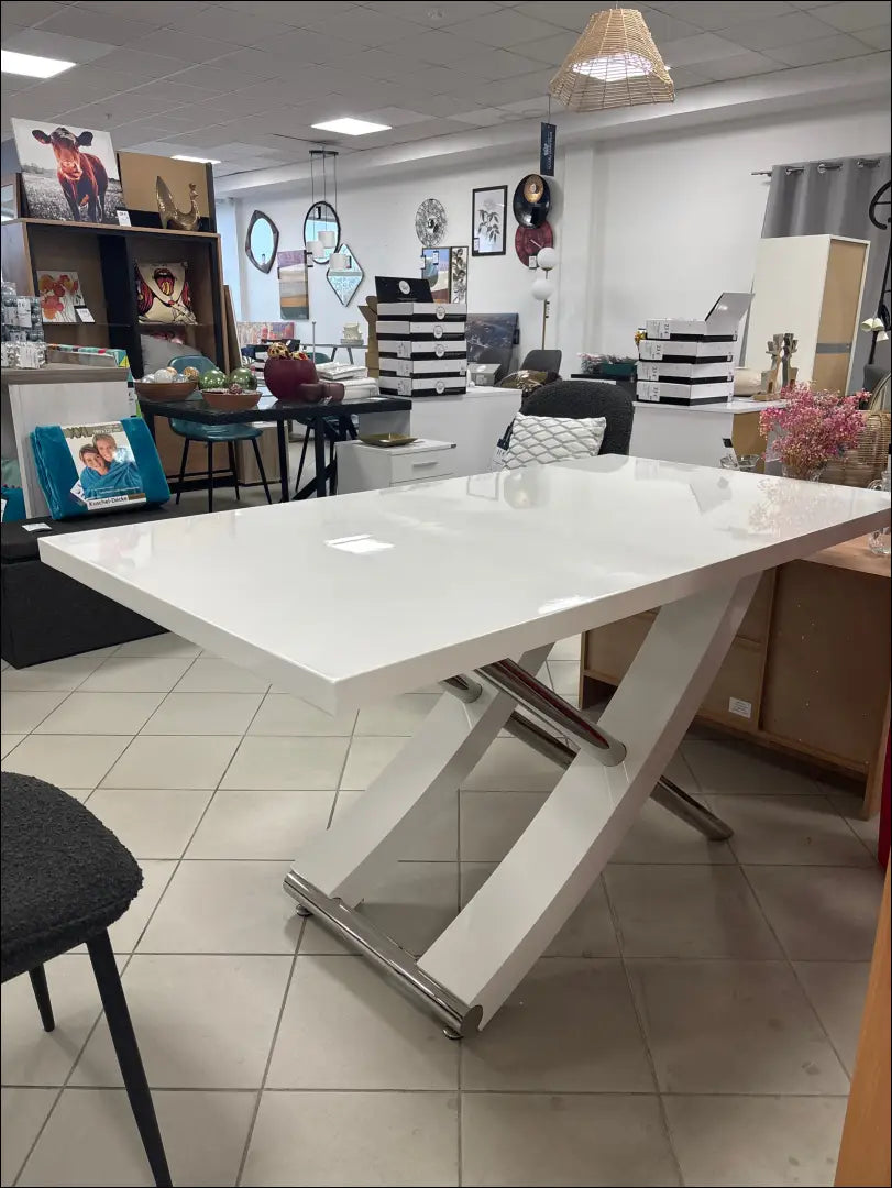 Valgomojo stalas VI1176 - €240 Save 50% __label:Pristatymas 1-2 d.d., color-balta, color-sidabrine, material-mediena,