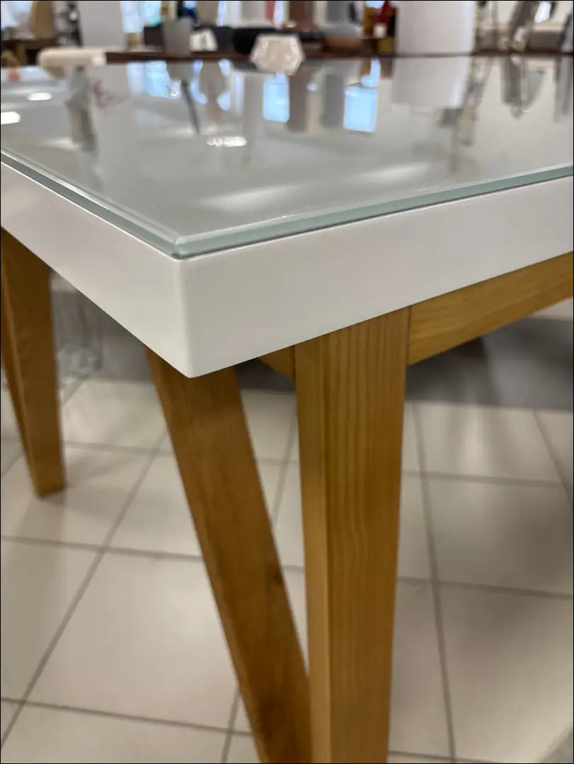 Valgomojo stalas VI1178 - €387 Save 50% __label:Pristatymas 1-2 d.d., color-balta, color-ruda, material-mdf,