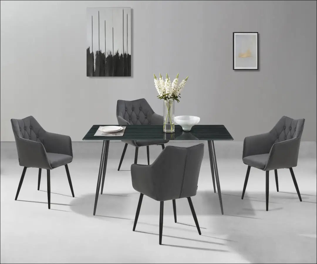 Valgomojo stalas VI1486 - €230 Save 50% __label:Pristatymas 1-2 d.d., color-juoda, material-metalas, material-stiklas,