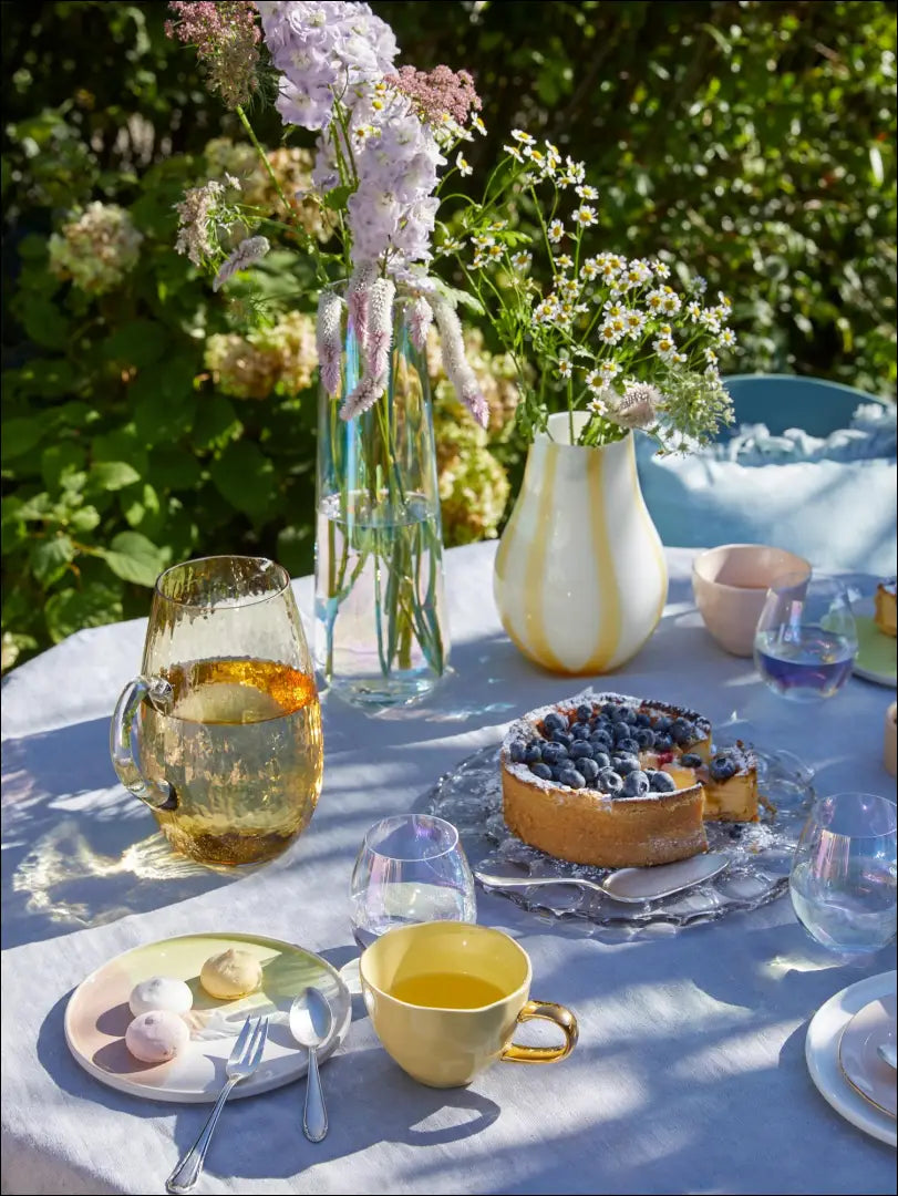 Vaza DI3328 - €12 Save 70% __label:Pristatymas 1-2 d.d., color-balta, color-geltona, interjeras, material-stiklas Iki