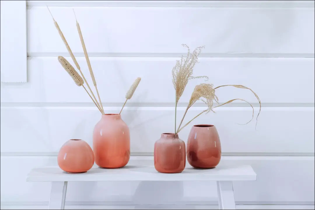 Vaza DI8094 - €16 Save 60% __label:Pristatymas 1-2 d.d., color-rozine, interjeras, material-porcelianas, under-25 Iki