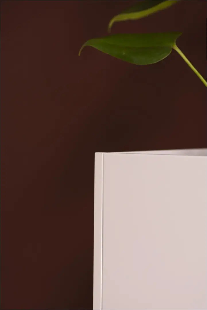 Vazonas DI10274 - €66 Save 55% 50-100, __label:Pristatymas 1-2 d.d., color-balta, interjeras, material-metalas €50