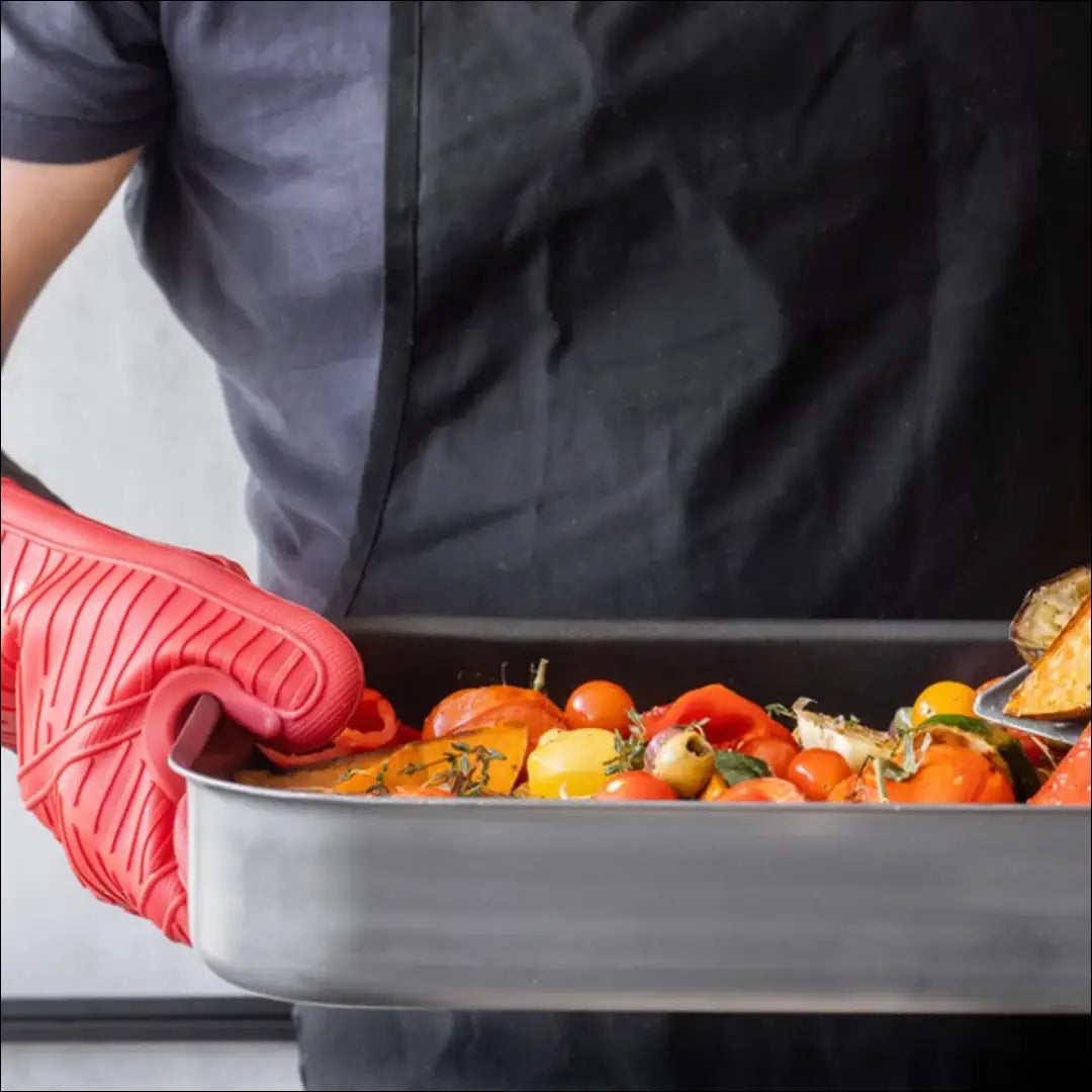 Virtuvės pirštinė ’MasterClass’ DI9597 - €21 Save 55% __label:Pristatymas 1-2 d.d., color-juoda, color-raudona,