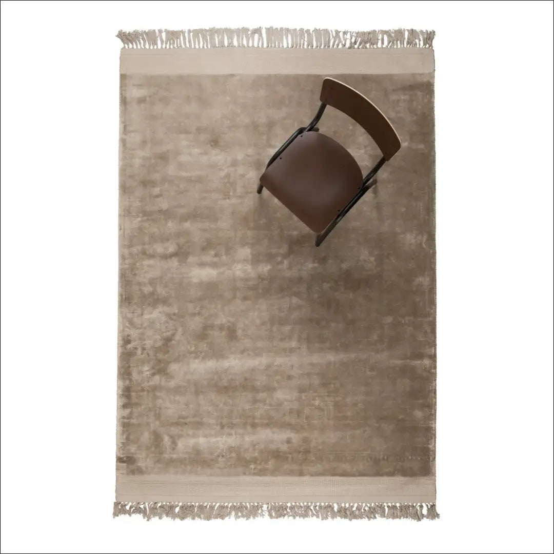 Viskozės kilimas RU1385 - €390 Save 50% __label:Pristatymas 1-2 d.d., color-smelio, kilimai, material-viskoze, over-200
