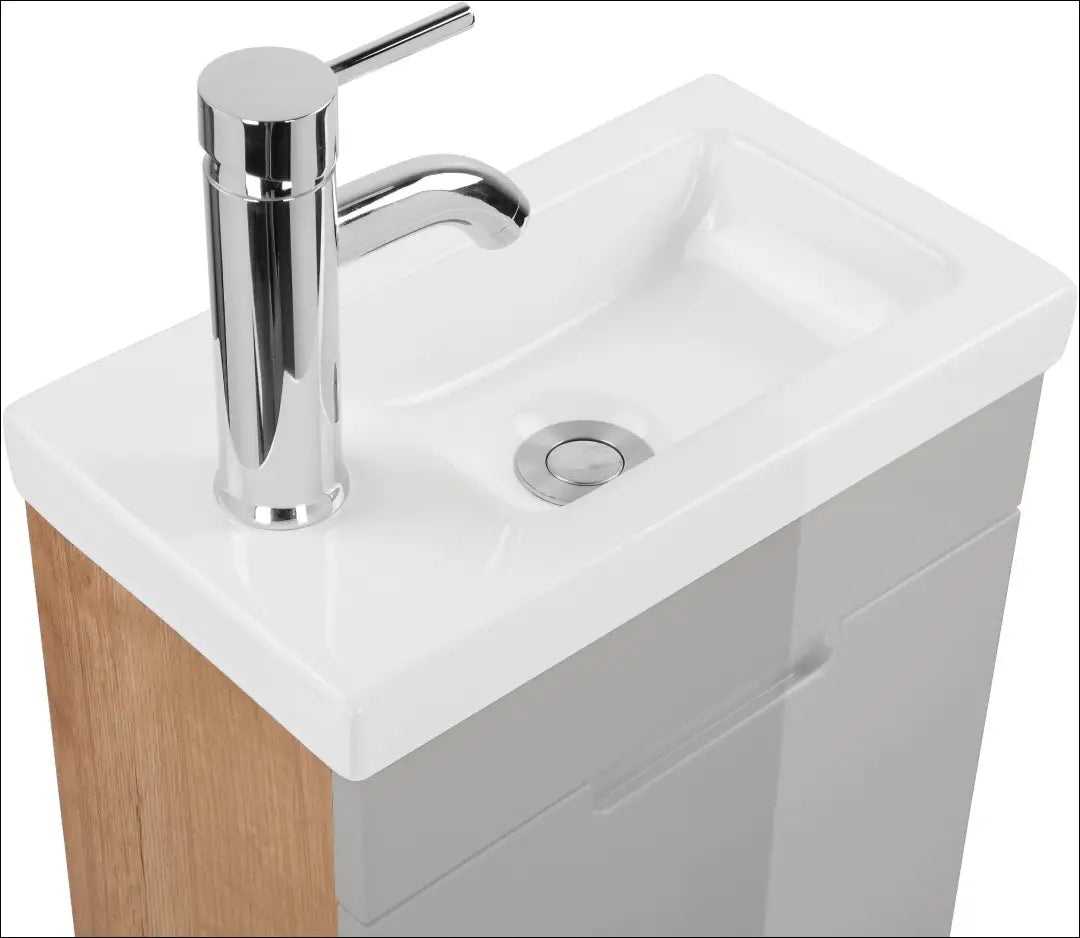 Vonios kambario komplektas - €110 Save 50% 100-200, __label:Pristatymas 1-2 d.d., color-pilka, color-ruda,