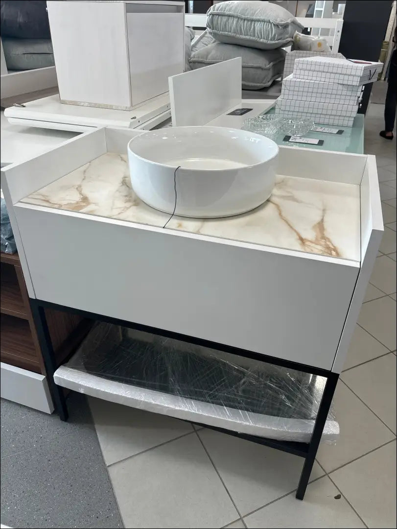 Vonios kambario komplektas (spintelė + veidrodis + kriauklė) KI718 - €816 Save 70% __label:Pristatymas 1-2 d.d.,