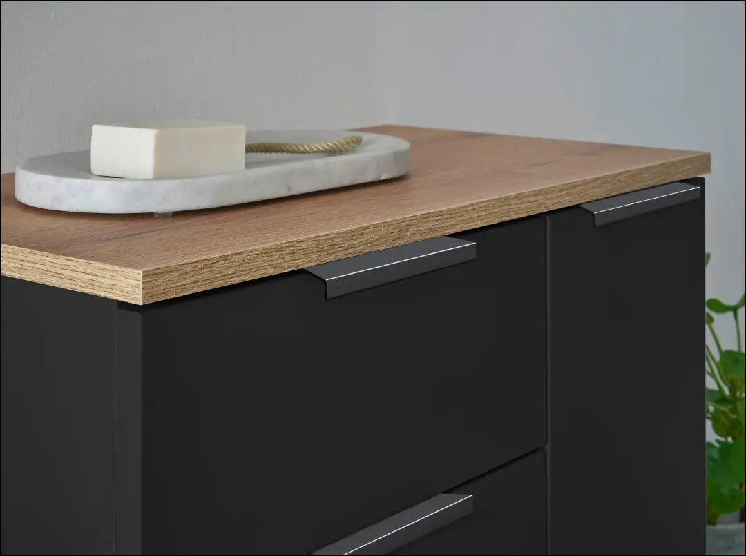 Vonios spintelė KI1583 - €100 Save 50% 100-200, __label:Pristatymas 1-2 d.d., color-juoda, material-mediena,