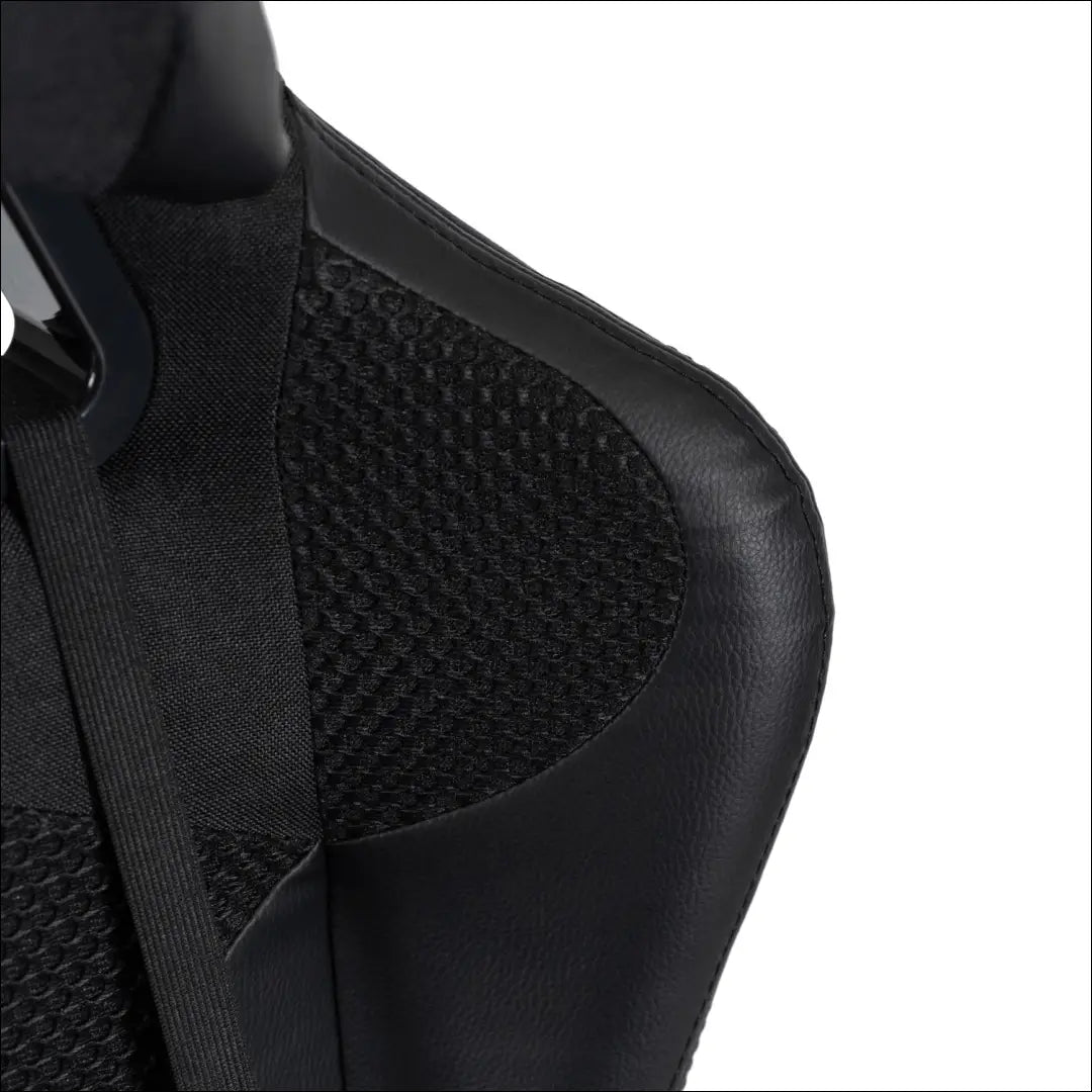 Žaidimų fotelis sukamas iš eko odos juodos spalvos TE555 - €161 Save 15% 100-200, __label:Pristatymas 5-14 d.d., elite,