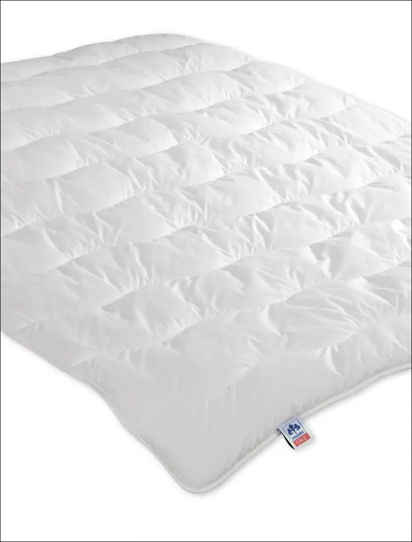 Antklodė (155x220cm) DI10028 - €45 Save 50% 25-50, __label:Pristatymas 1-2 d.d., antklodes, color-balta, tekstile €25