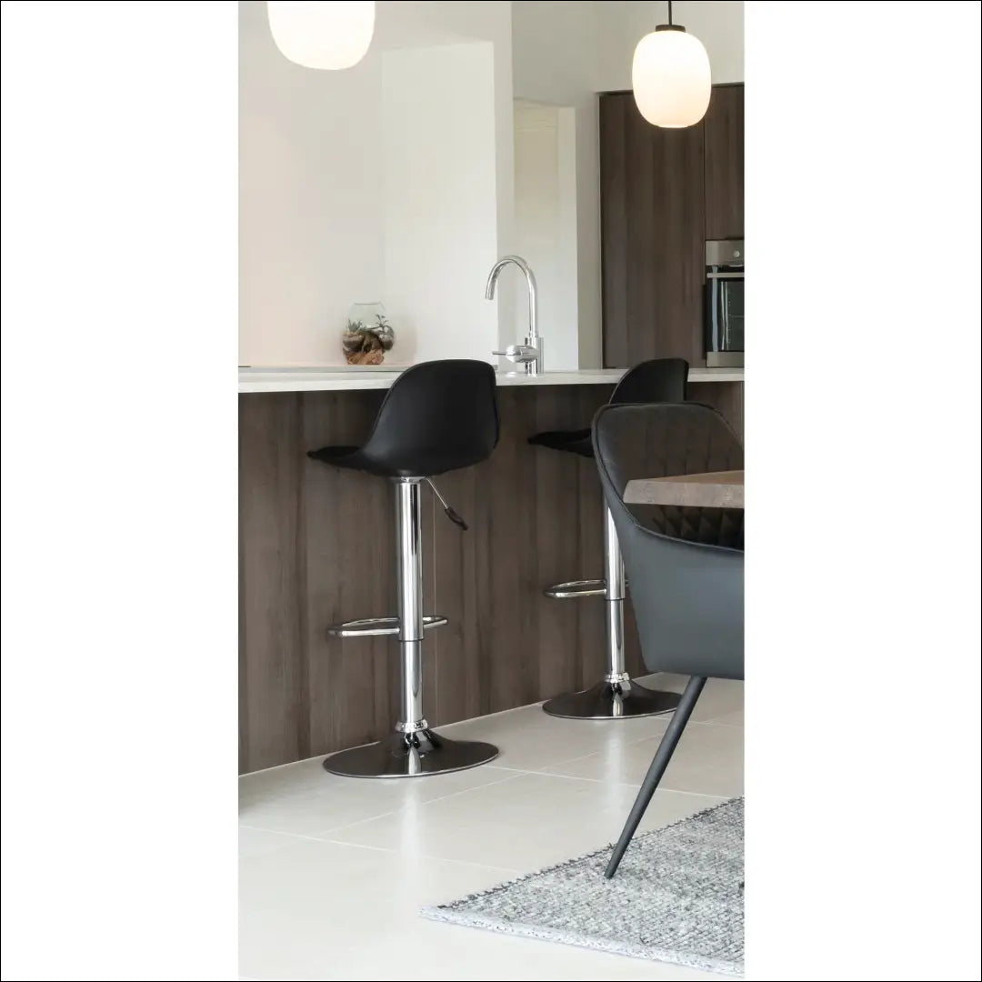Baro kėdė PU oda juoda chromuotos kojelės RD003 - €70 Save 15% 50-100, __label:Pristatymas 5-14 d.d., Bar & Counter