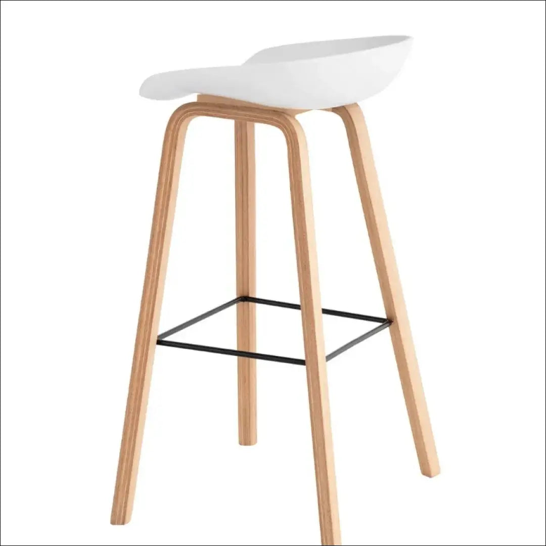 Baro kėdė VI1115 - €65 Save 50% 50-100, __label:Pristatymas 1-2 d.d., baro-kedes, color-balta, material-plastikas €50