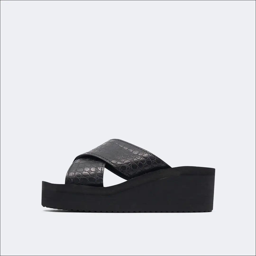 Basutės DR128 - 25-50, __label:Pristatymas 1-2 d.d., color-juoda, drabuziai, material-dirbtine-oda €25 to €50 Sandals