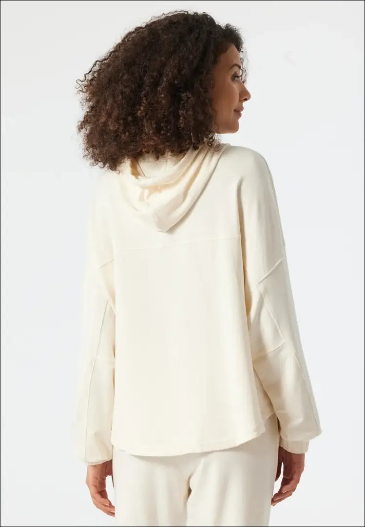 Bliuzonas “Schiesser” DI7650 - €28 Save 65% 25-50, __label:Pristatymas 1-2 d.d., color-kremas, drabuziai,