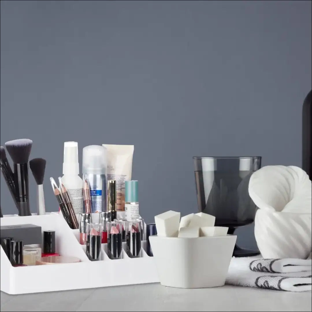 Daiktadėžė DI8589 - €9 Save 50% __label:Pristatymas 1-2 d.d., color-balta, dekoracijos, interjeras, kita Iki €25 Makeup