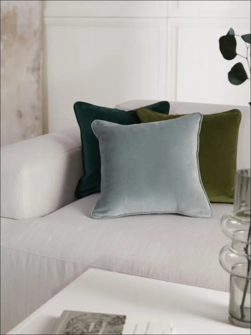Dekoratyvinė aksominė pagalvėlė DI4278 - €12 Save 50% __label:Pristatymas 1-2 d.d., color-zalia, interjeras,