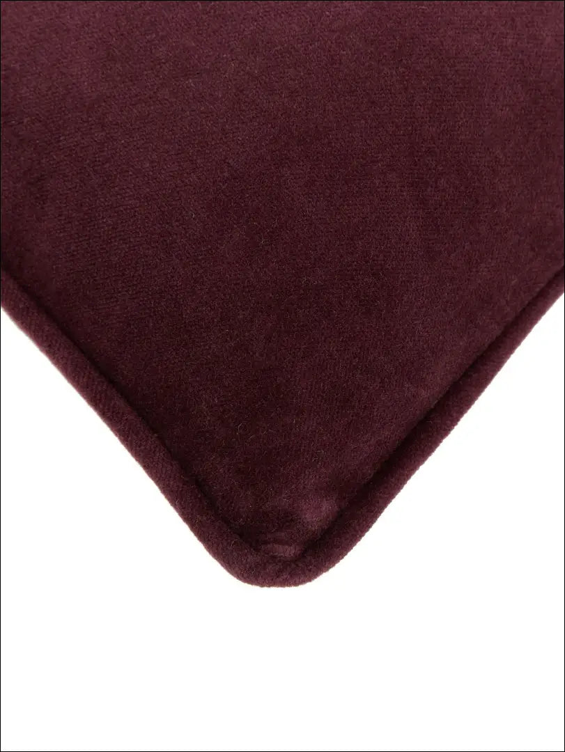 Dekoratyvinė aksominė pagalvėlė DI4279 - €10 Save 55% __label:Pristatymas 1-2 d.d., color-raudona, color-rozine,