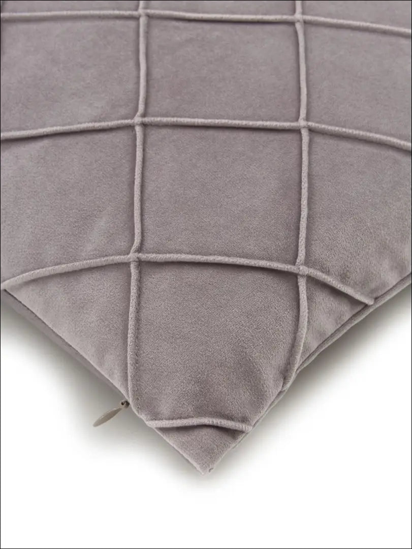 Dekoratyvinė aksominė pagalvėlė DI4292 - €8 Save 55% __label:Pristatymas 1-2 d.d., color-pilka, interjeras,