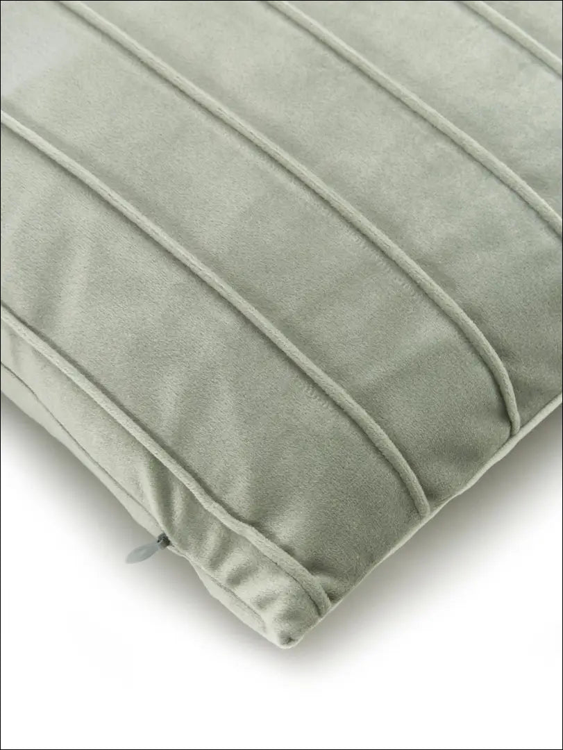 Dekoratyvinė aksominė pagalvėlė DI4329 - €10 Save 55% __label:Pristatymas 1-2 d.d., color-zalia, interjeras,