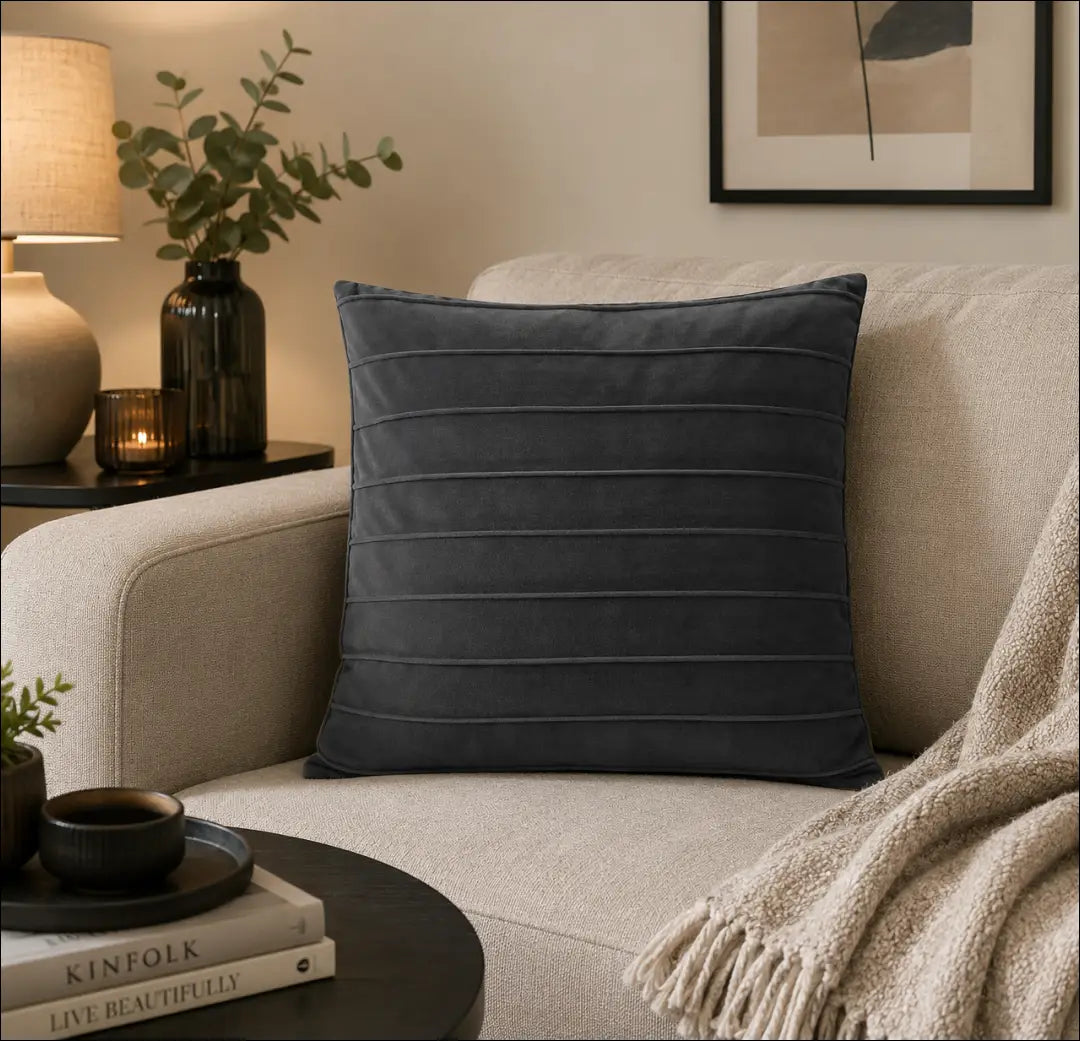 Dekoratyvinė aksominė pagalvėlė DI4453 - €7 Save 60% __label:Pristatymas 1-2 d.d., color-pilka, interjeras,