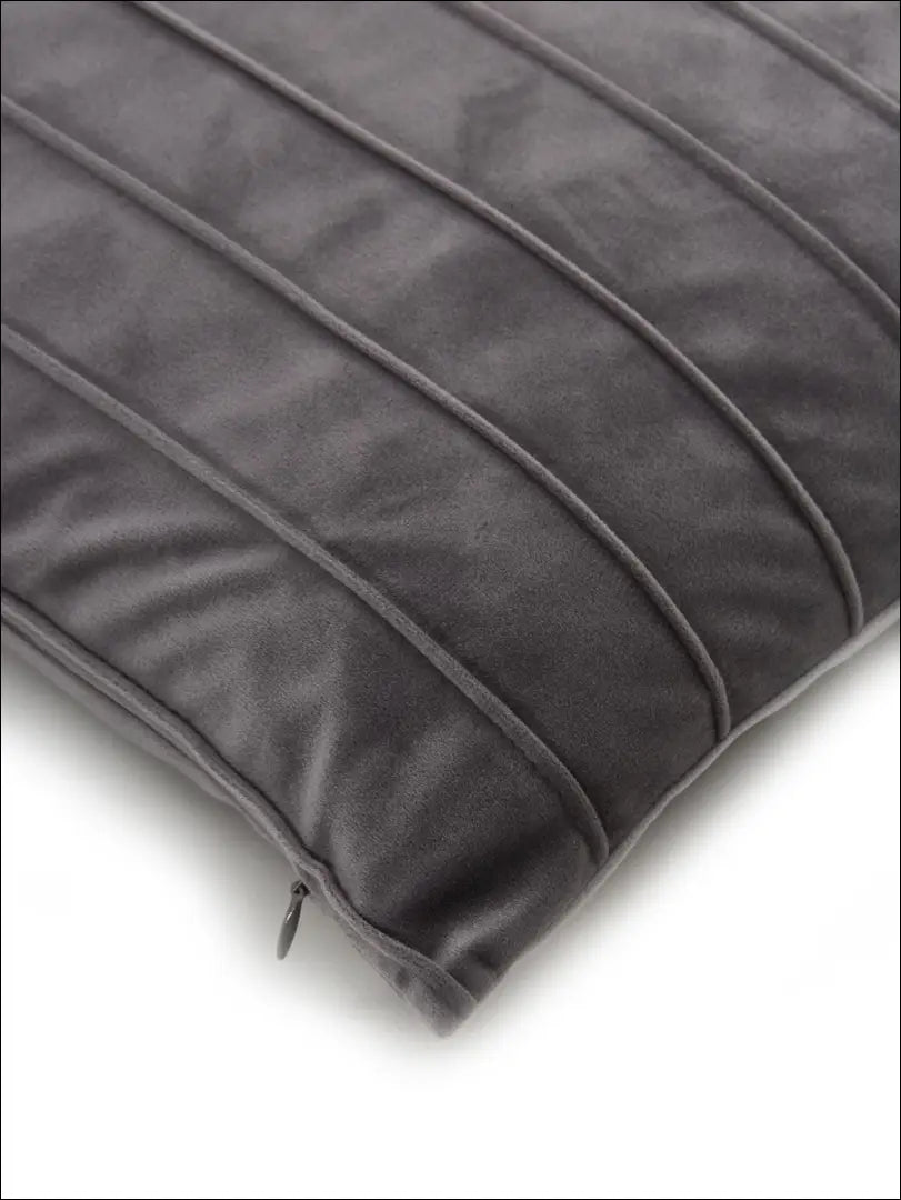 Dekoratyvinė aksominė pagalvėlė DI4453 - €9 Save 50% __label:Pristatymas 1-2 d.d., color-pilka, interjeras,