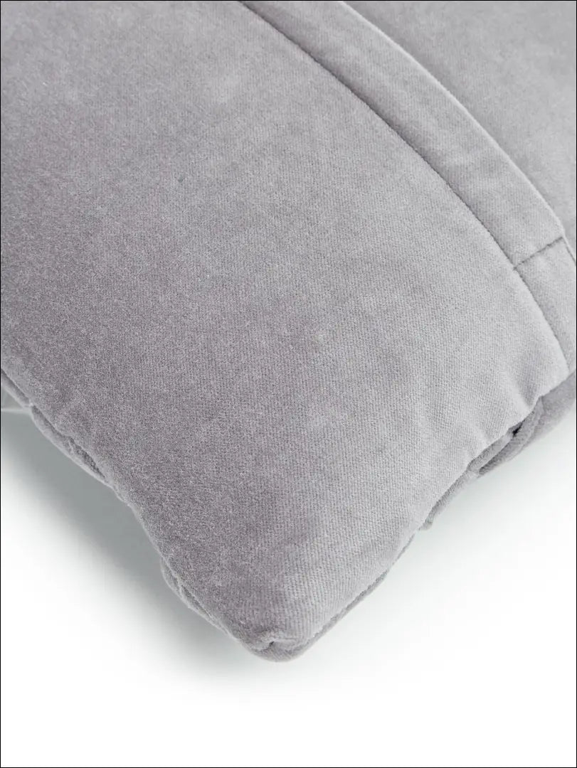 Dekoratyvinė aksominė pagalvėlė DI4471 - €20 Save 50% __label:Pristatymas 1-2 d.d., color-pilka, interjeras,