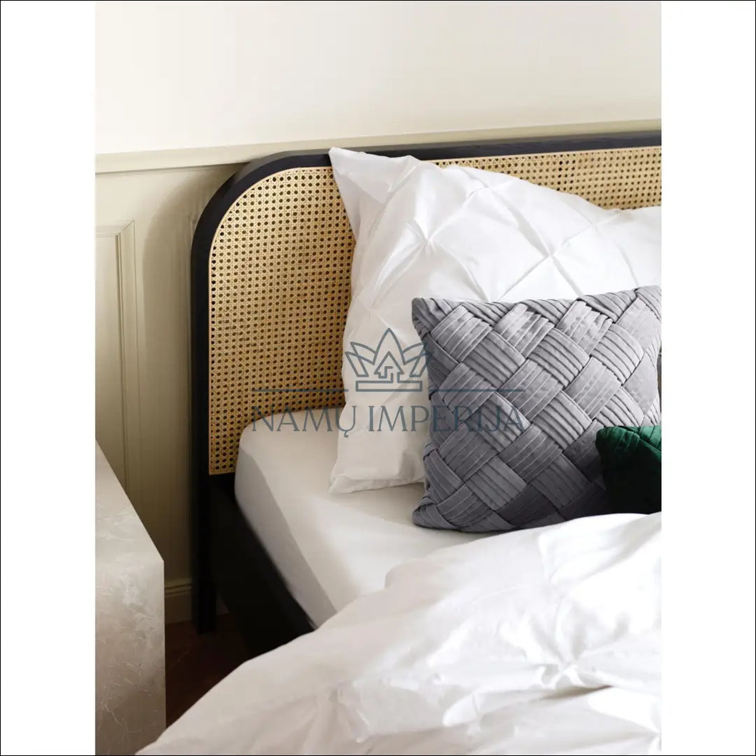 Dekoratyvinė aksominė pagalvėlė DI4471 - €18 Save 55% color-pilka, interjeras, material-aksomas,