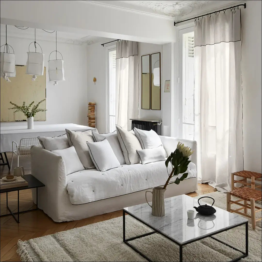 Dekoratyvinė lininė pagalvėlė DI11417 - €35 Save 50% 25-50, __label:Pristatymas 1-2 d.d., color-balta, color-juoda,