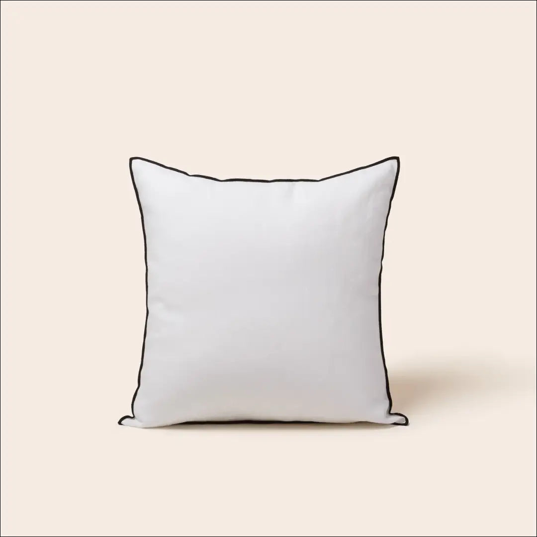 Dekoratyvinė lininė pagalvėlė DI11417 - €31 Save 55% 25-50, __label:Pristatymas 1-2 d.d., color-balta, color-juoda,