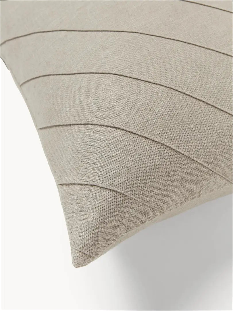 Dekoratyvinė lininė pagalvėlė DI7169 - €11 Save 60% __label:Pristatymas 1-2 d.d., color-ruda, interjeras,