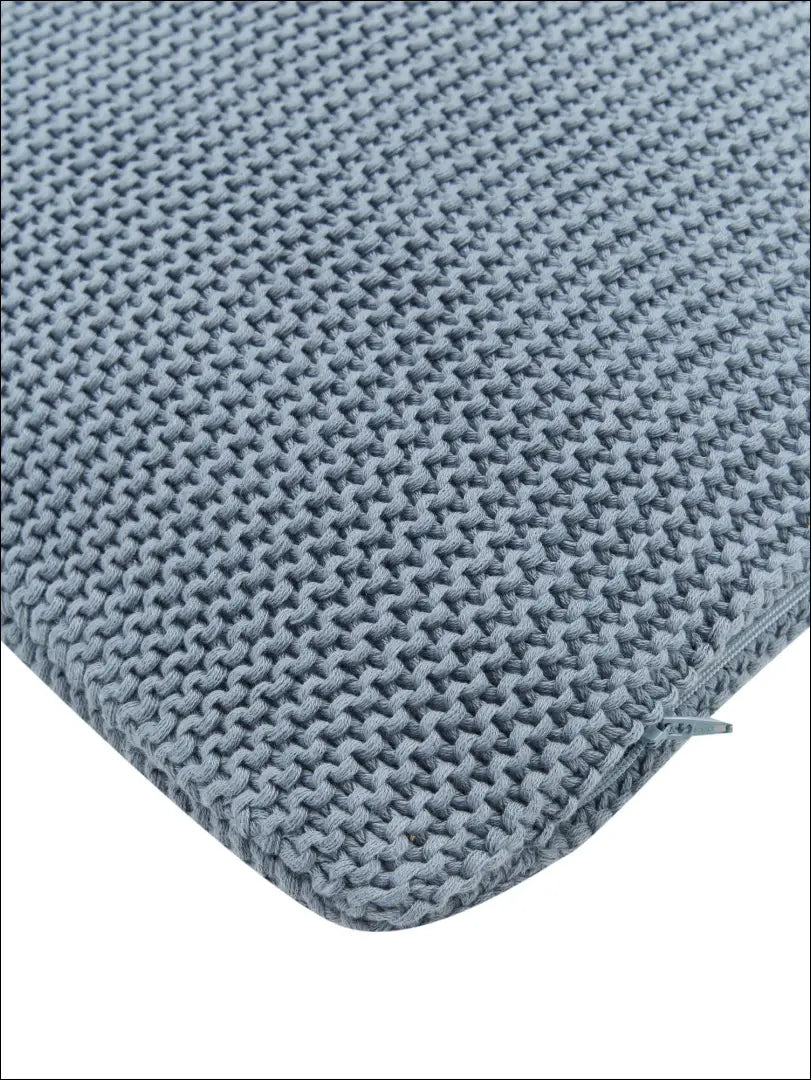 Dekoratyvinė megzta pagalvėlė DI4282 - €15 Save 50% __label:Pristatymas 1-2 d.d., color-melyna, interjeras,