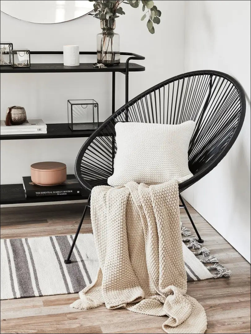 Dekoratyvinė megzta pagalvėlė DI4309 - €12 Save 55% __label:Pristatymas 1-2 d.d., color-balta, interjeras,