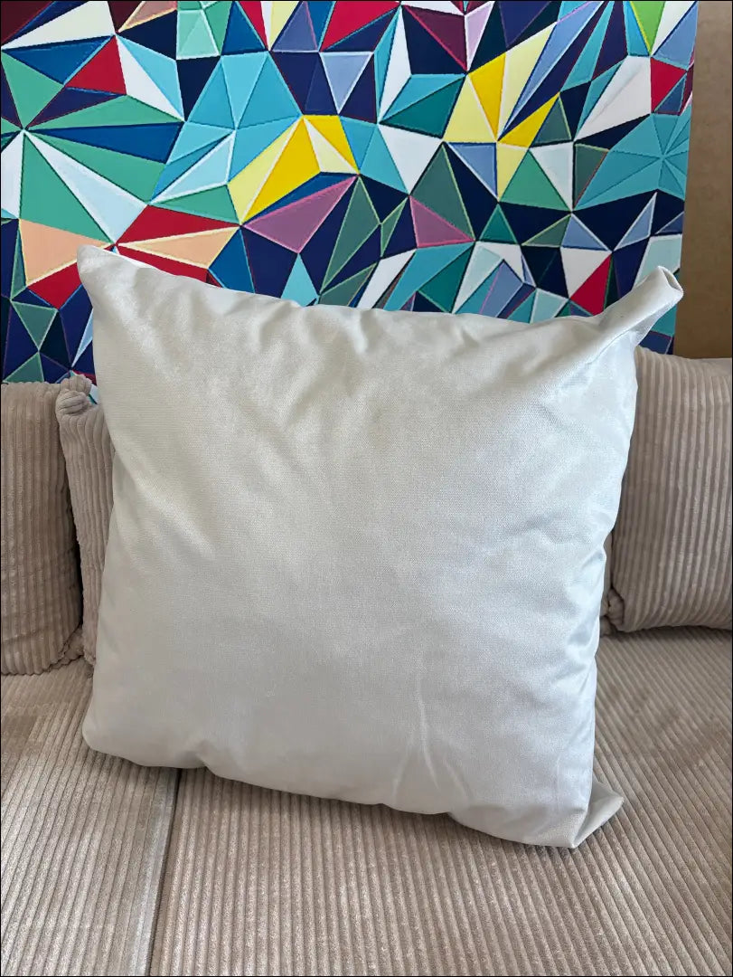 Dekoratyvinė pagalvė DI12296 - €16 Save 50% __label:Pristatymas 1-2 d.d., color-kremas, interjeras, material-aksomas,