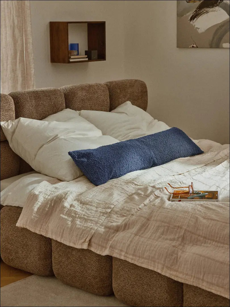 Dekoratyvinė pagalvė DI9858 - €22 Save 55% __label:Pristatymas 1-2 d.d., boucle, color-melyna, interjeras,