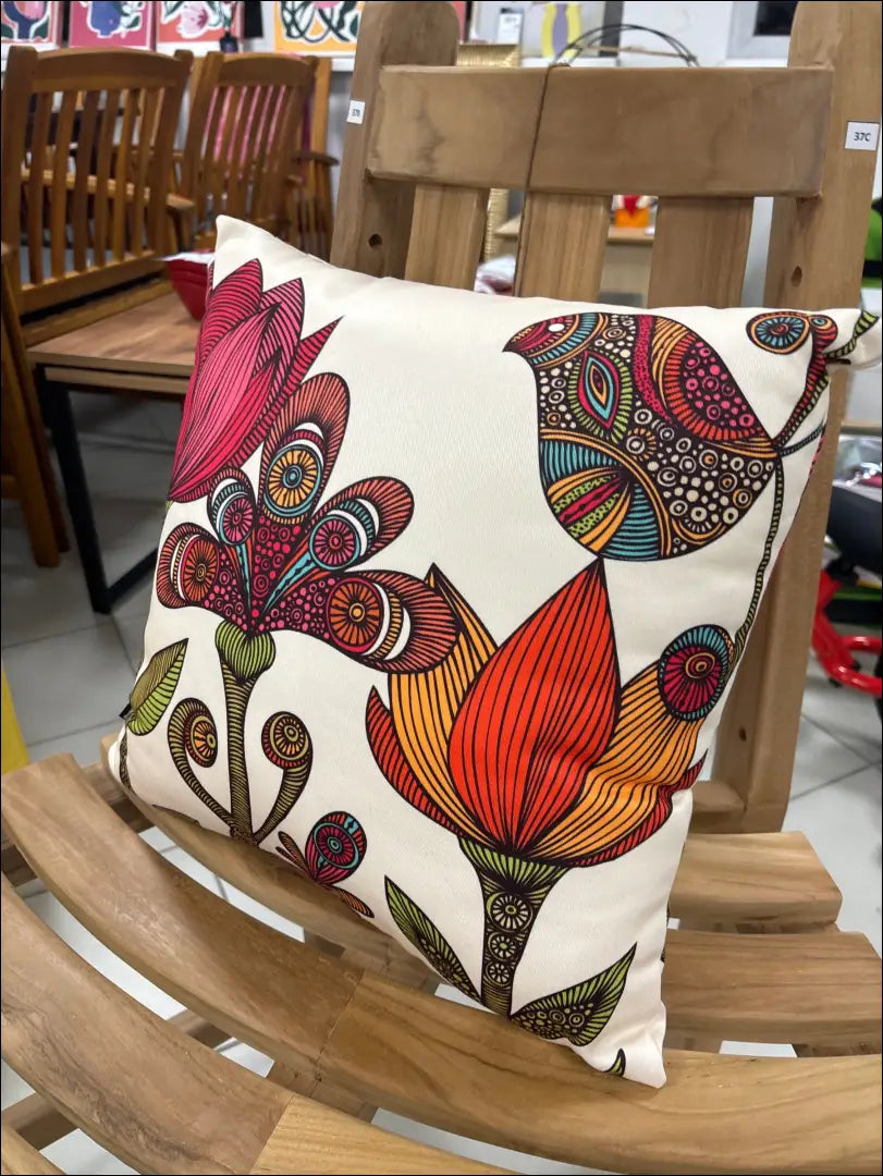 Dekoratyvinė pagalvėlė DI10990 - €13 Save 50% __label:Pristatymas 1-2 d.d., color-kremas, color-marga, color-margas,