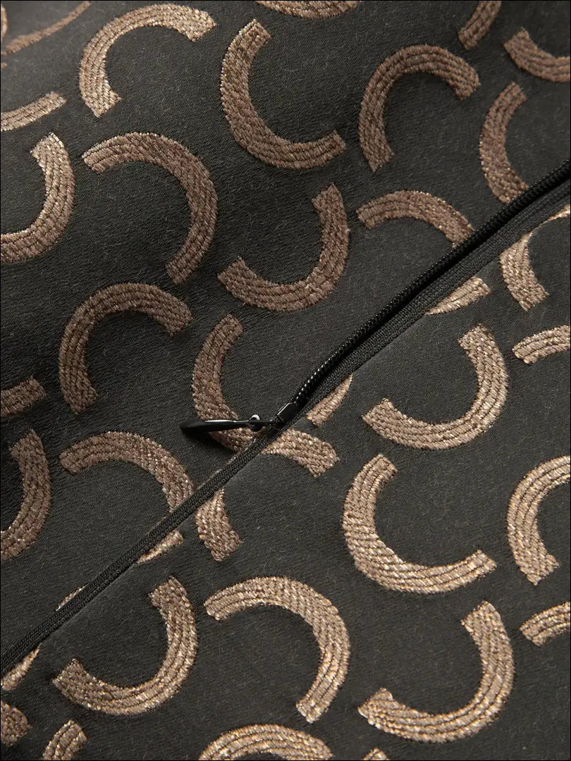 Dekoratyvinė pagalvėlė DI11282 - €80 Save 50% 50-100, __label:Pristatymas 1-2 d.d., color-auksine, color-ruda,