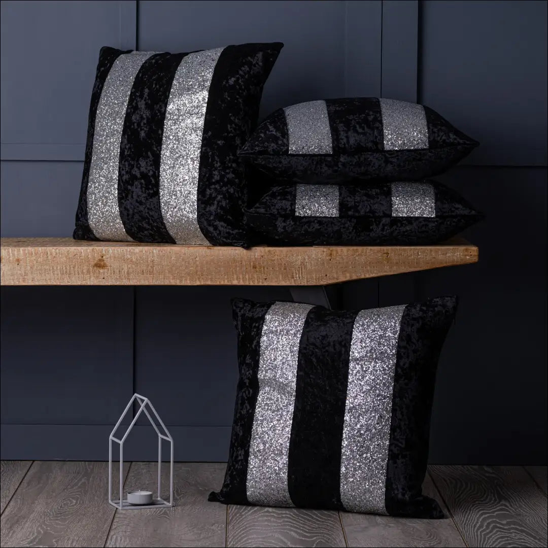 Dekoratyvinė pagalvėlė DI11737 - €12 Save 55% __label:Pristatymas 1-2 d.d., color-juoda, color-sidabrine, interjeras,