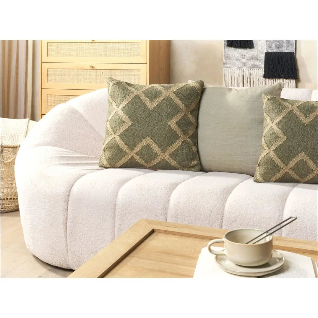 Dekoratyvinė pagalvėlė DI11944 - €12 Save 50% __label:Pristatymas 1-2 d.d., color-smelio, color-zalia, interjeras,