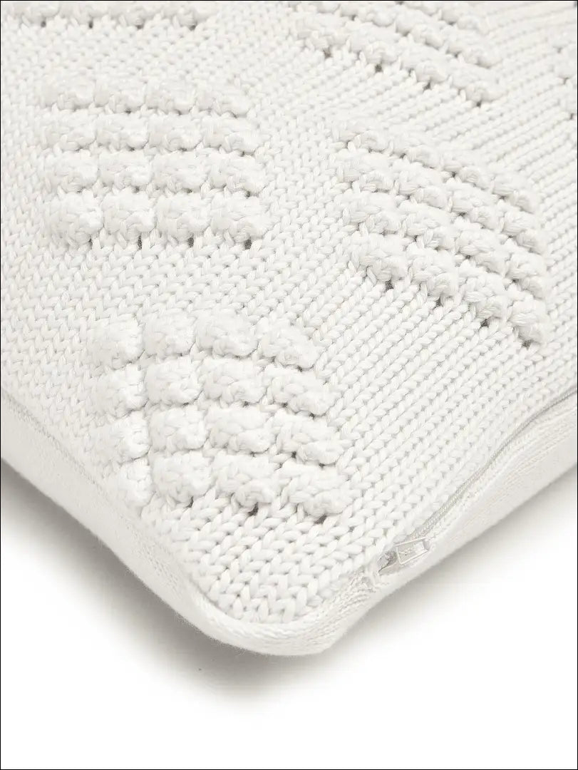 Dekoratyvinė pagalvėlė DI2342 - €20 Save 50% __label:Pristatymas 1-2 d.d., color-balta, color-kremas, interjeras,