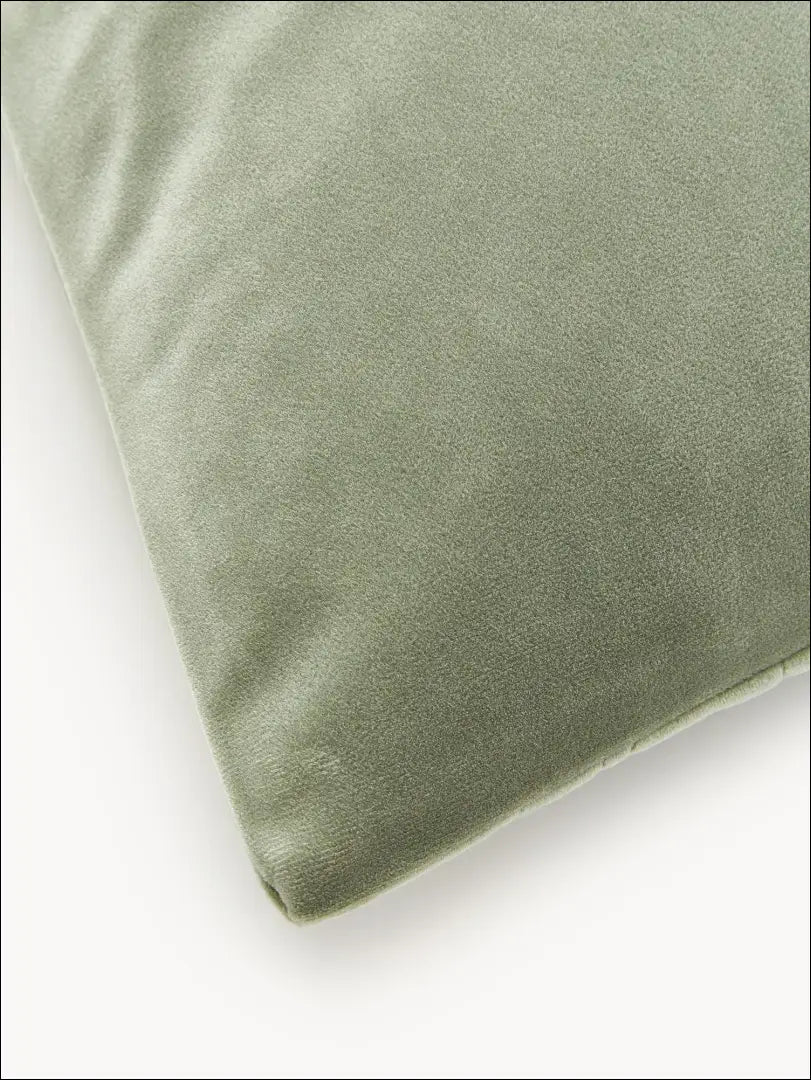 Dekoratyvinė pagalvėlė DI4265 - €11 Save 55% __label:Pristatymas 1-2 d.d., color-zalia, interjeras, material-aksomas,