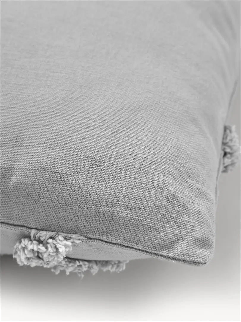 Dekoratyvinė pagalvėlė DI4438 - €13 Save 55% __label:Pristatymas 1-2 d.d., color-pilka, interjeras, material-medvilne,