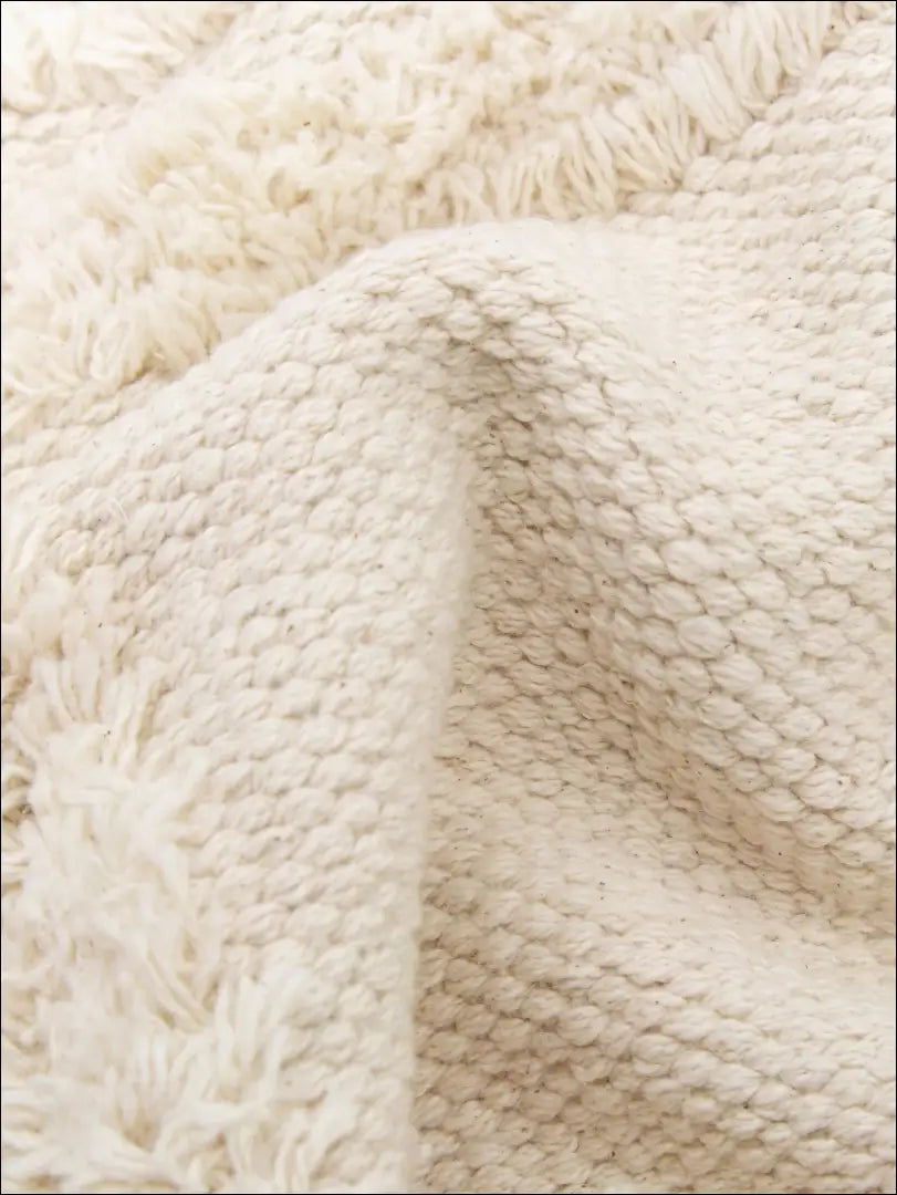 Dekoratyvinė pagalvėlė DI4439 - €16 Save 55% __label:Pristatymas 1-2 d.d., color-smelio, interjeras, pagalveles,