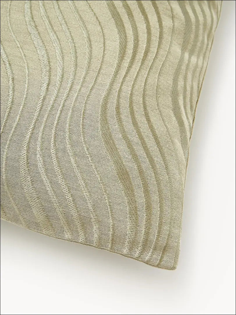 Dekoratyvinė pagalvėlė DI4457 - €16 Save 55% __label:Pristatymas 1-2 d.d., color-zalia, interjeras, material-medvilne,