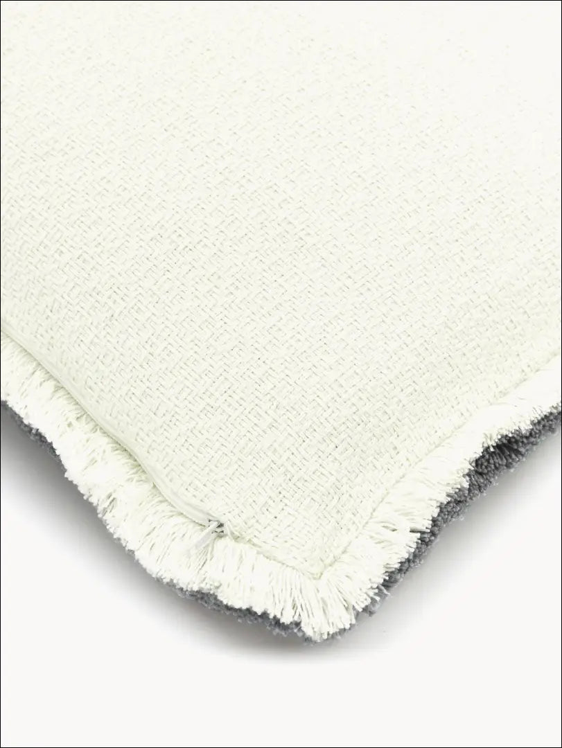 Dekoratyvinė pagalvėlė DI5503 - €9 Save 55% __label:Pristatymas 1-2 d.d., color-kremas, color-pilka, interjeras,